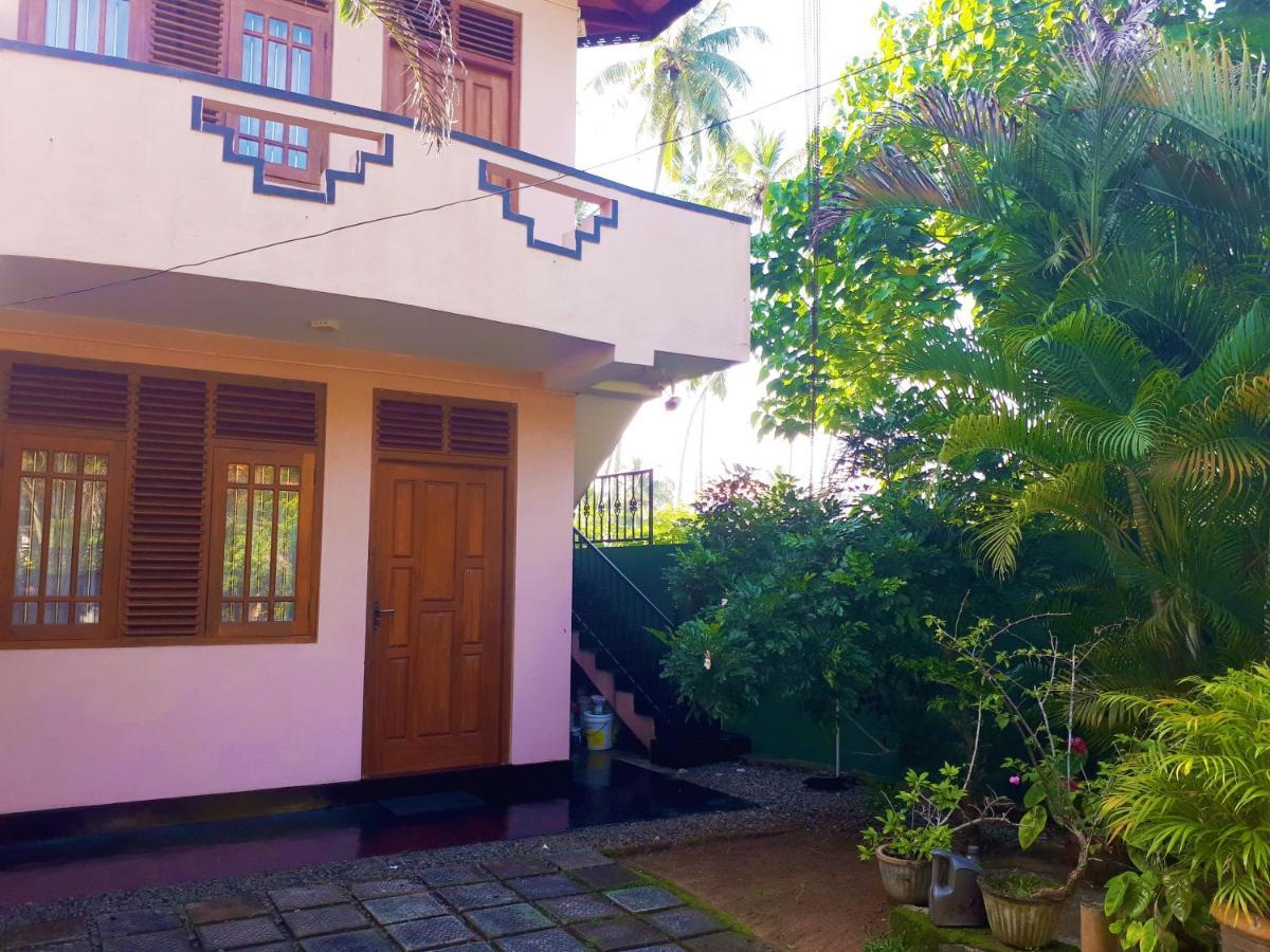 Hansa Villa Хиккадува Экстерьер фото