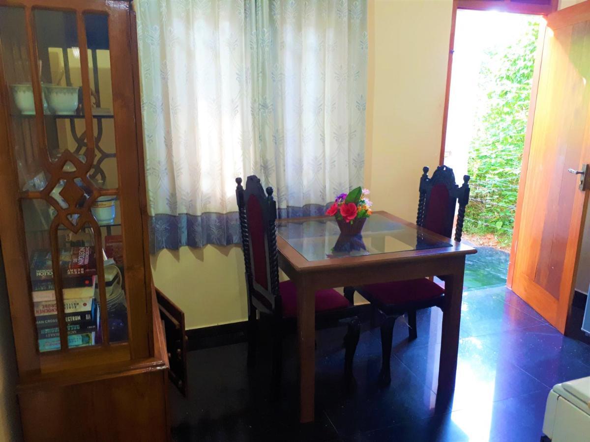 Hansa Villa Хиккадува Экстерьер фото