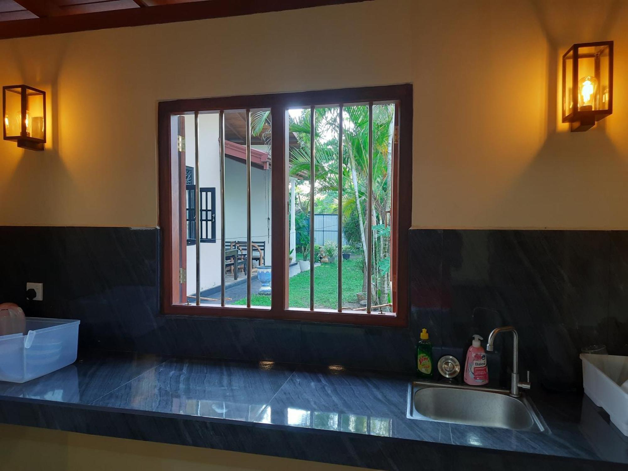 Hansa Villa Хиккадува Экстерьер фото