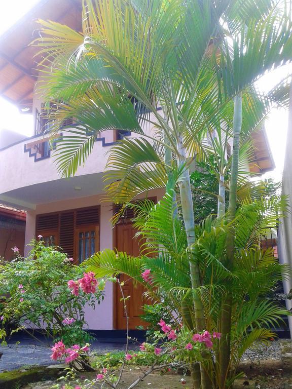 Hansa Villa Хиккадува Экстерьер фото