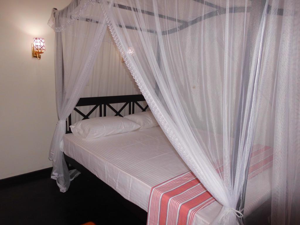 Hansa Villa Хиккадува Экстерьер фото