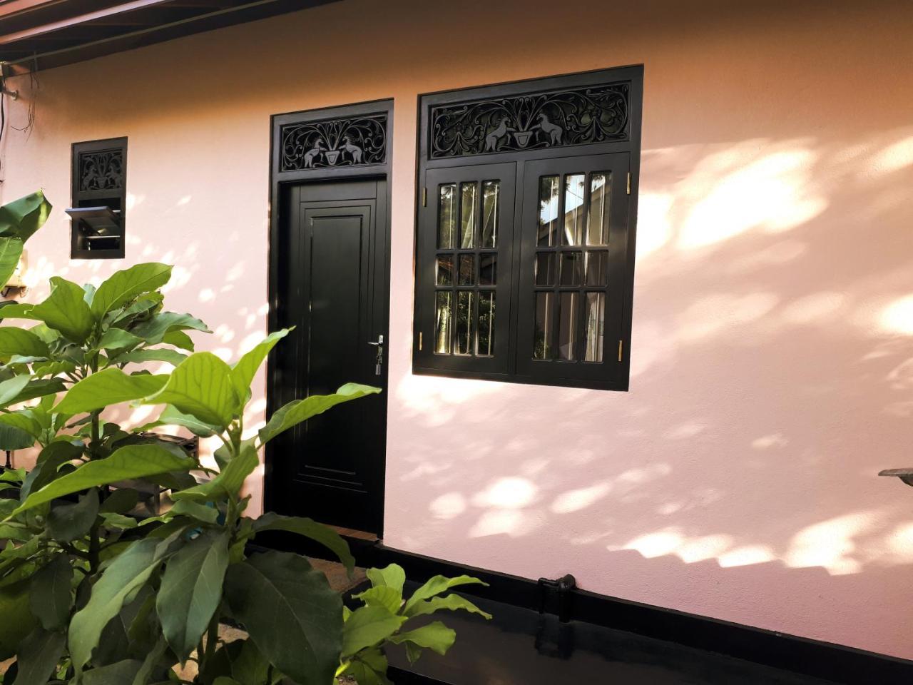 Hansa Villa Хиккадува Экстерьер фото